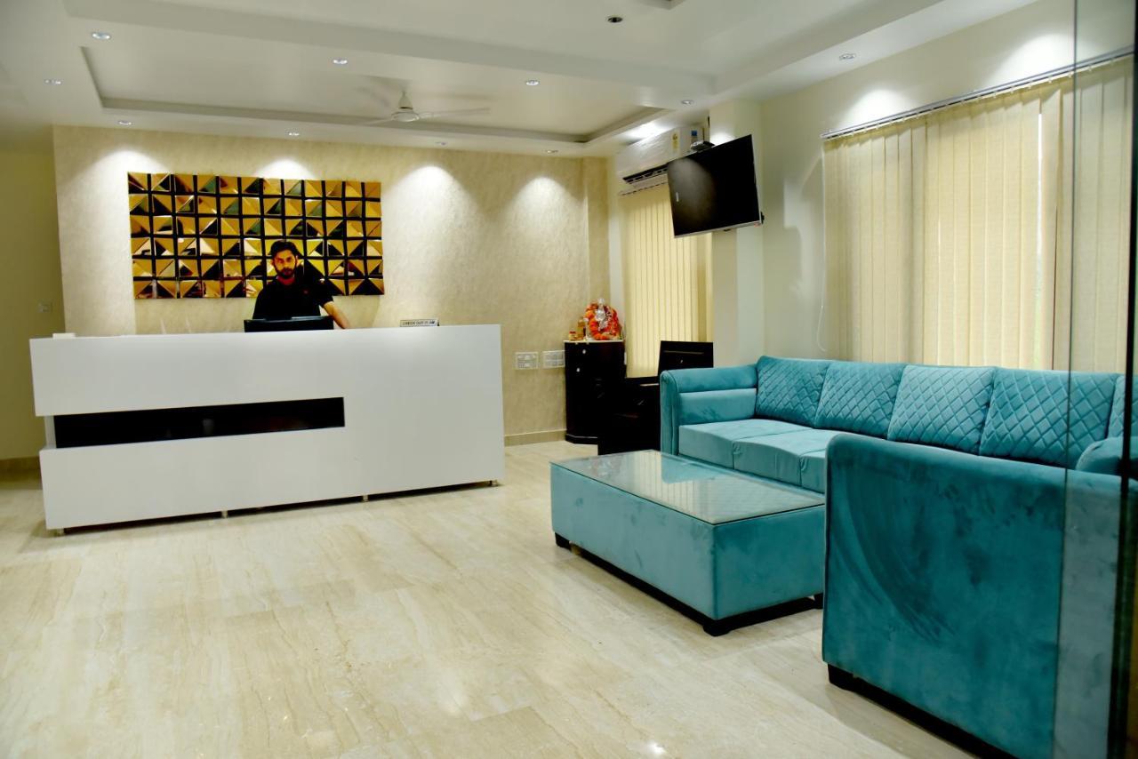 The Divine Oak Golden Leaf Hotel Katra  Exterior foto